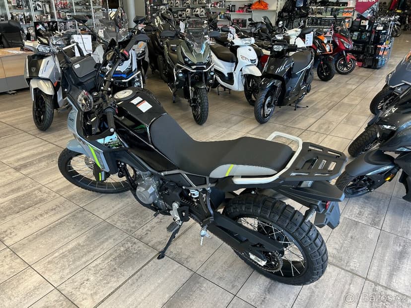 CF Moto 450 MT-R 2025 ZIMNÍ VÝBAVA ZDARMA