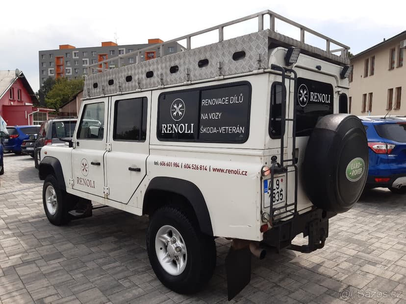 Land Rover Defender 110 TD5, 9míst, naviják, ČR, tažné 3,5t