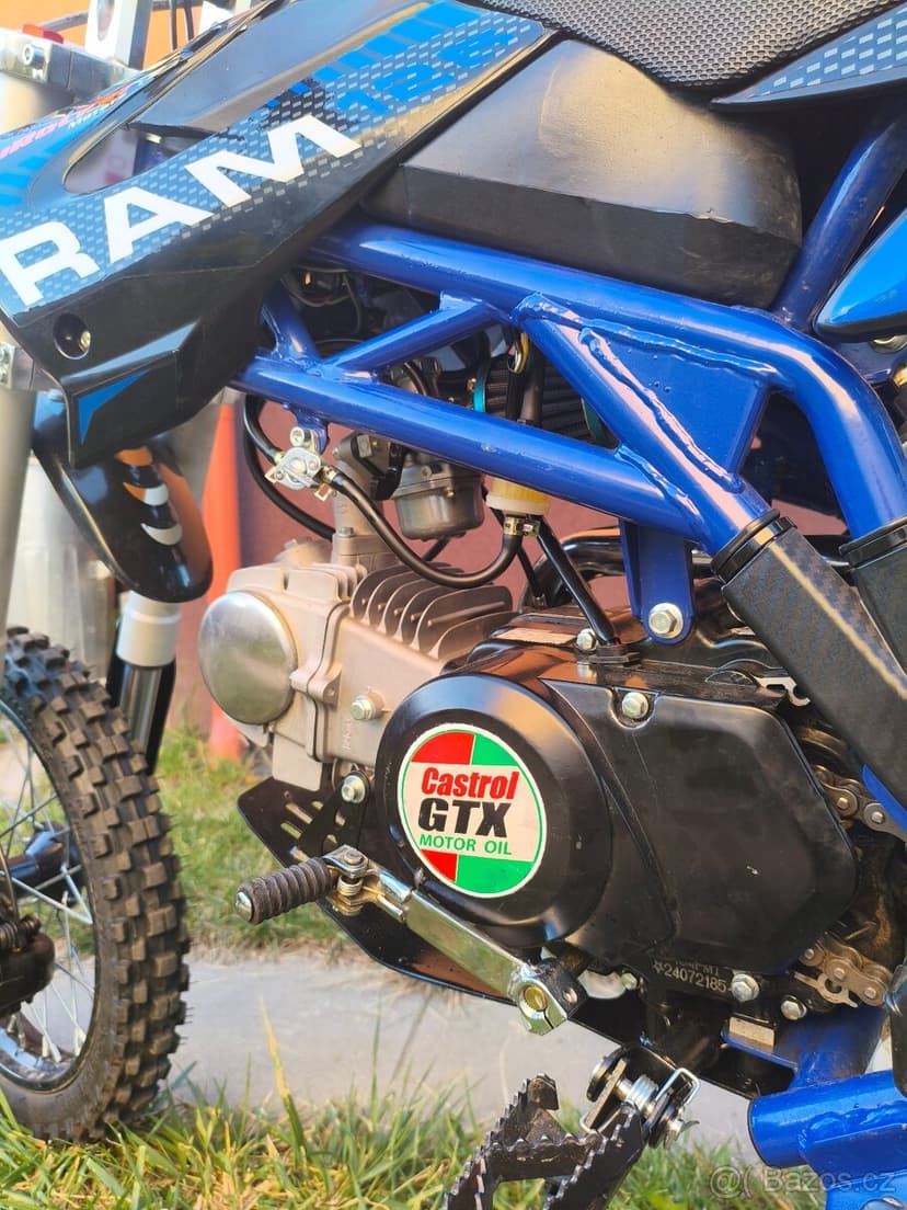 Pitbike 125ccm,4- takt, po výměně pístní sady ,super stav