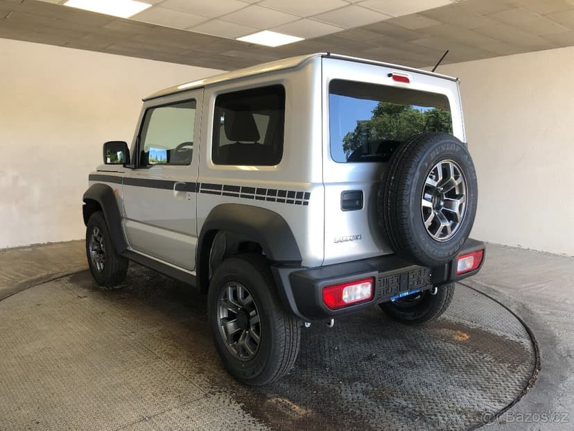 SUZUKI JIMNY 1.5 4WD  4-MÍSTA