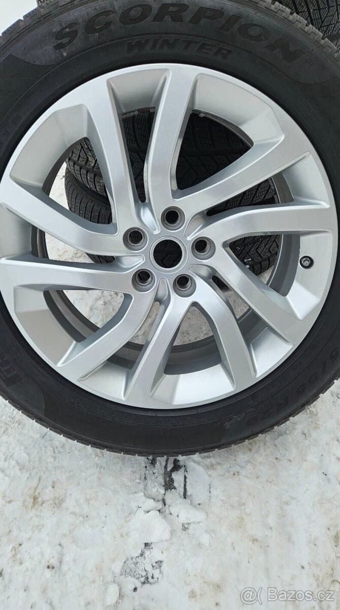Originál Land Rover ALU kola R20 5x120 + Pirelli