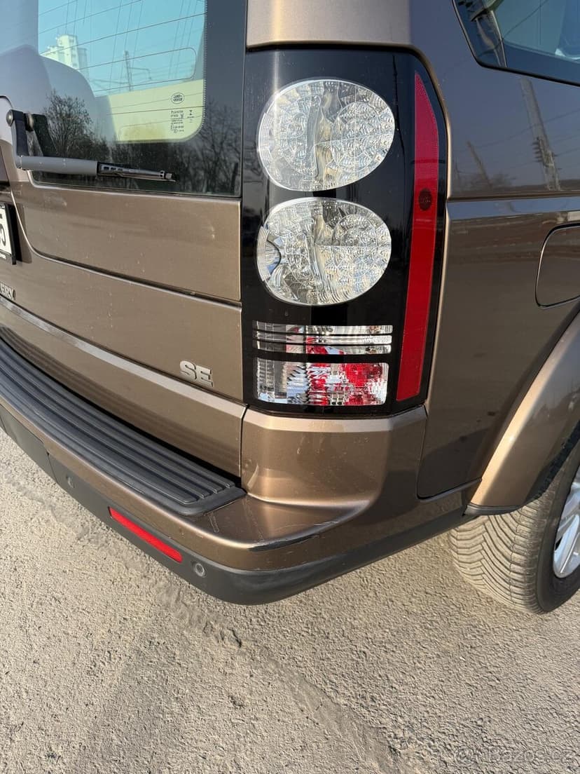 Land Rover Discovery 4