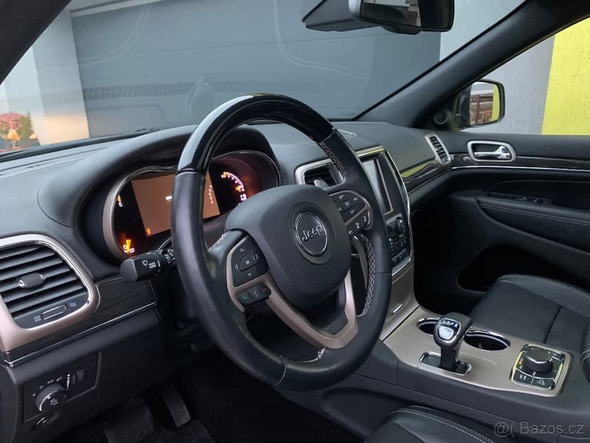 Jeep Grand Cherokee 3.0 CRDi OVERLAND 129tkm