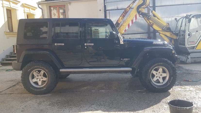prodám Jeep wrangler rubicon JK možný odpočet DPH
