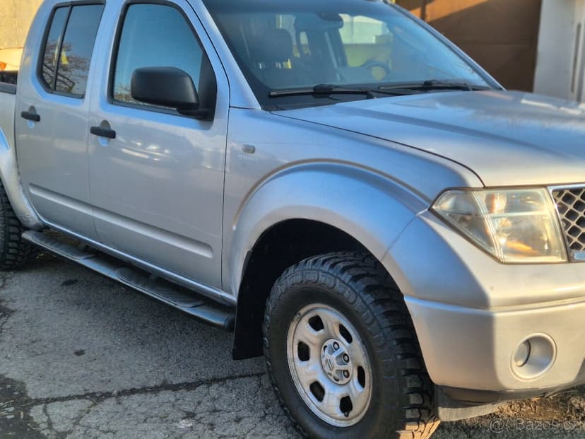Nissan Navara 2.5dci  Double-cab 4x4 tažné 3T - [4.2. 2026]