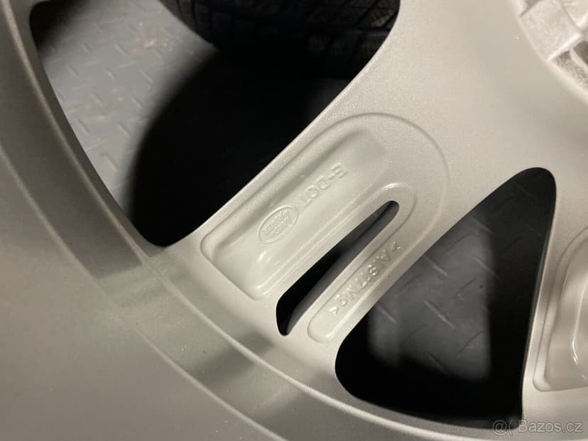 Alu kola + Pneu Land Rover Range Rover VELAR L560