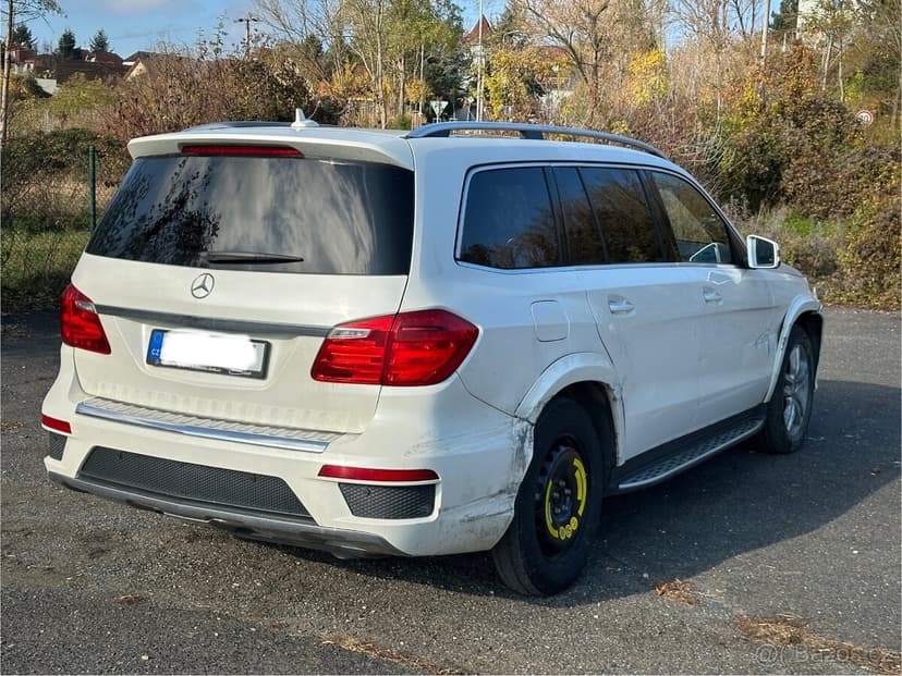 Lehce havarovaný Mercedes AMG GL 350 CDI