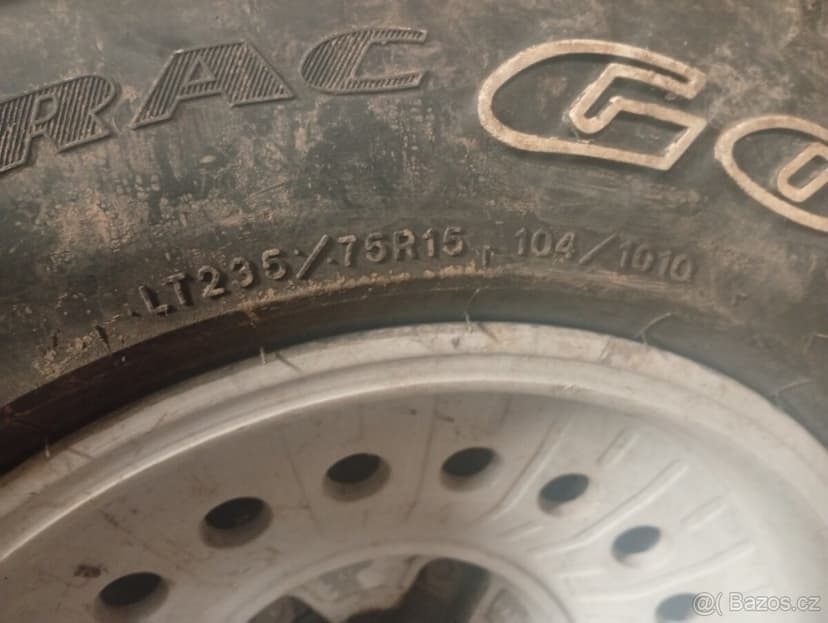 Prodám pneu Goodyear Wrangler