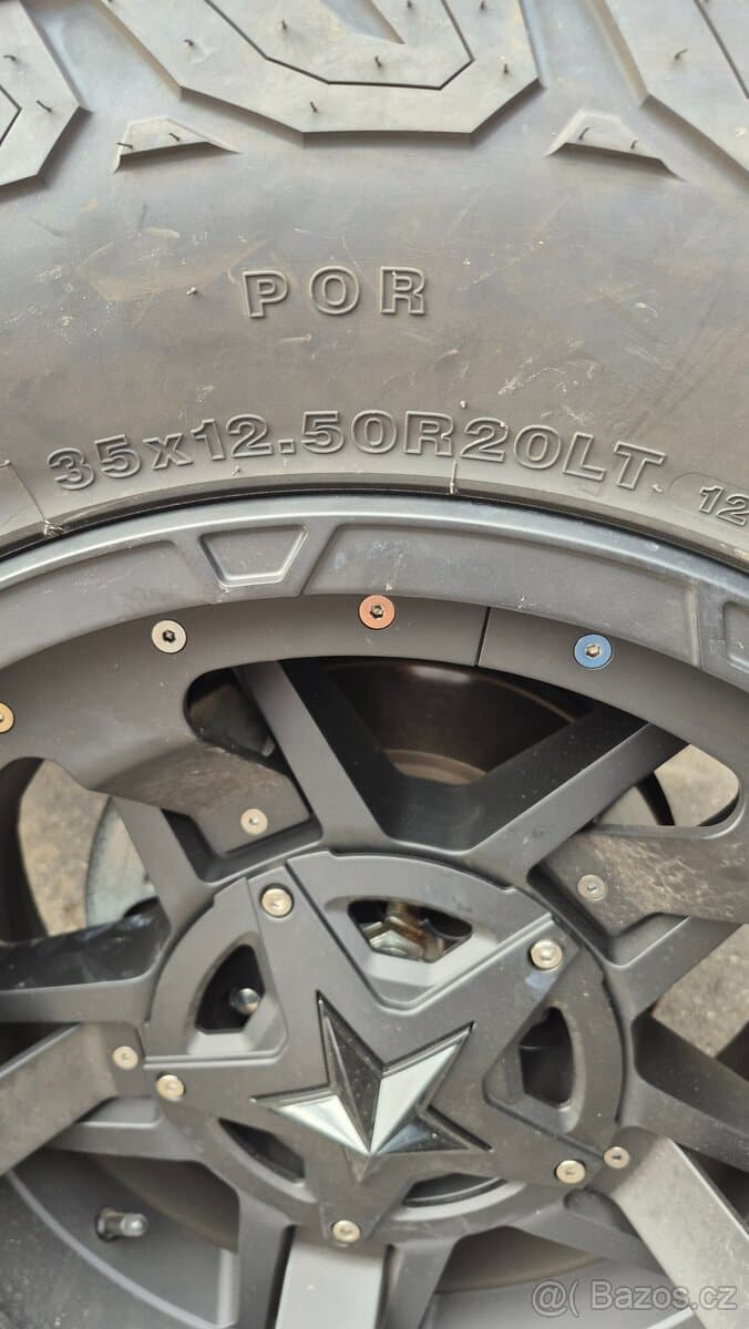 F-150 , Bronco 35/12.5 R20 121Q