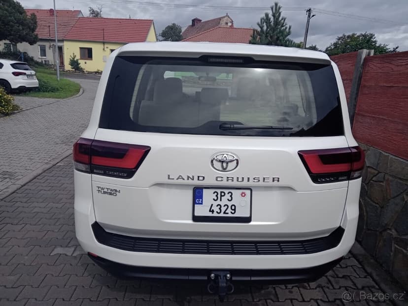 Land Cruiser LC 300 GX DIESEL 3,3L,10AT,305 PS,  NEW 2023