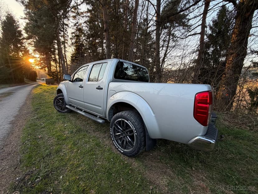 Nissan Navara D40