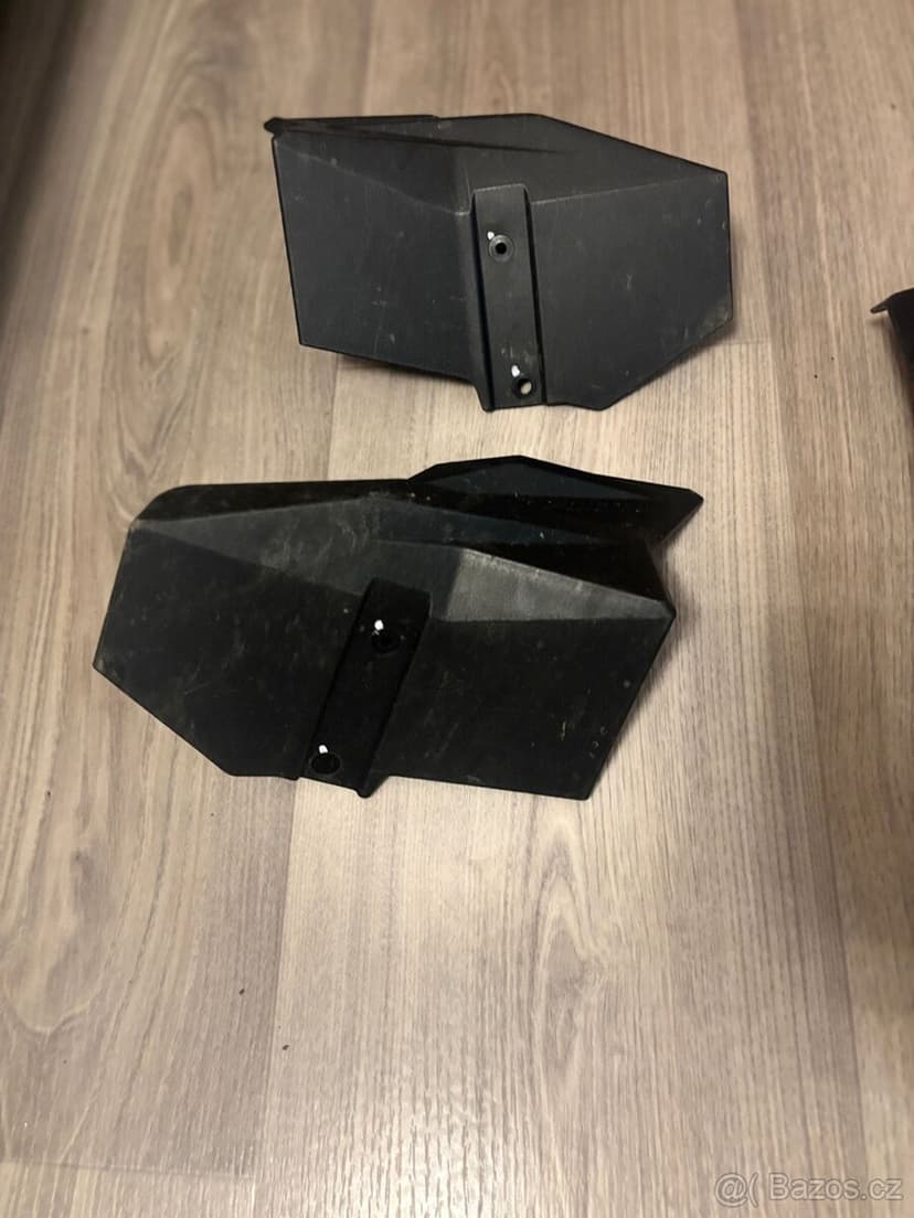 Plastové kryty CF Moto 520 krátká