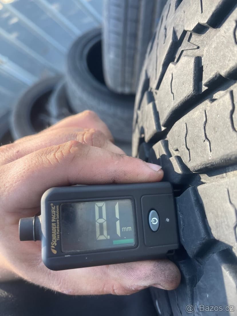 Nokian tyres outpost AT 265/60R18