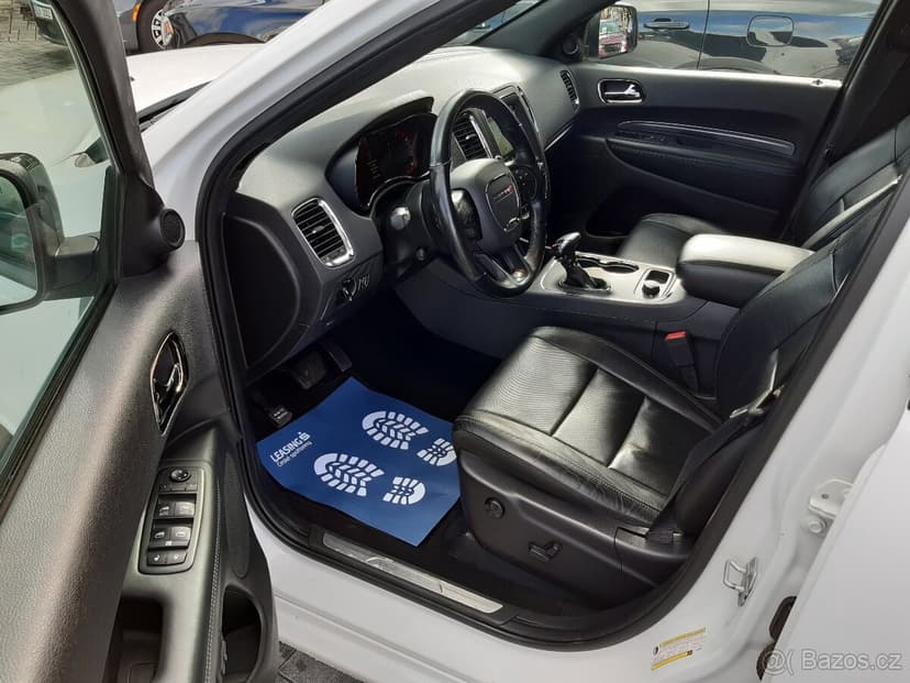 Dudge Durango R/T 5,7 V8 HEMI 4x4, Top výbava a servis