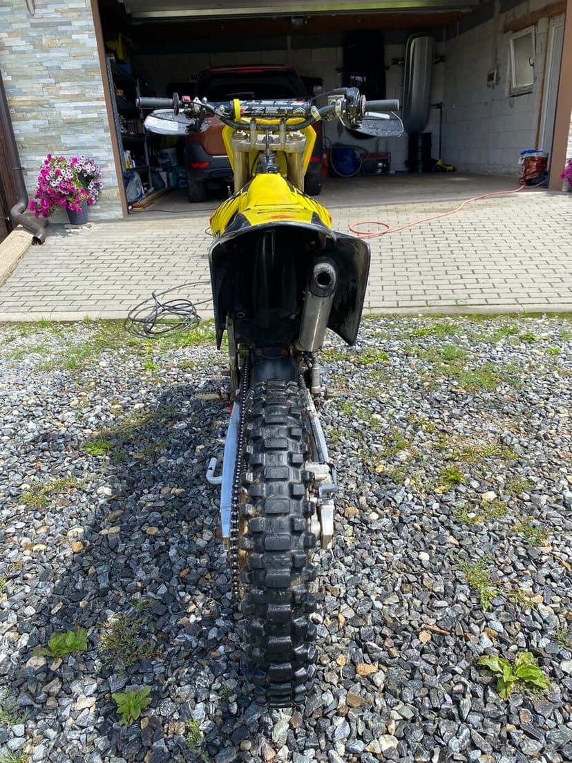 Suzuki rm 125