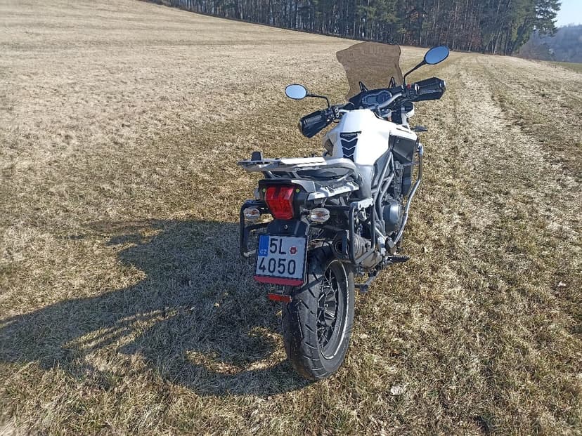 Cestovní enduro TRIUMPH Tiger 1200 XC Explorer