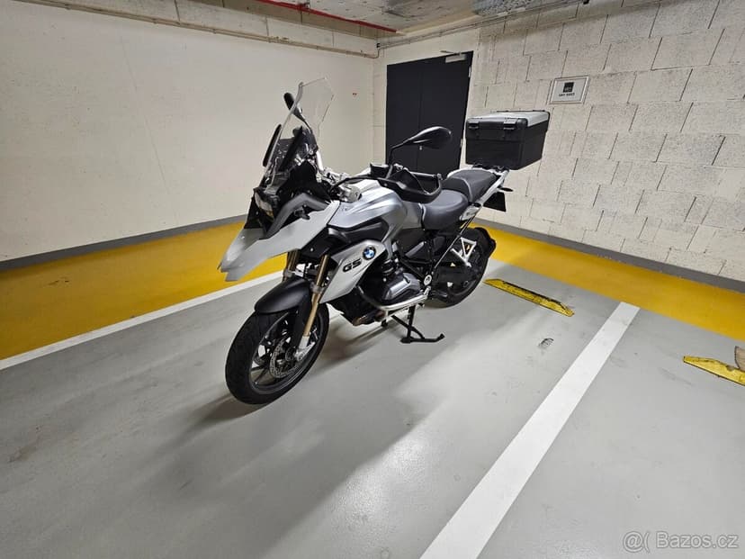 BMW R 1200 GS ve výborném stavu