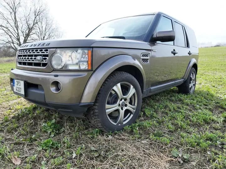 Land Rover Discovery 4 5.0 V8 HSE 7 míst