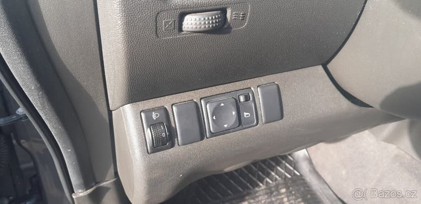 Nissan Navara King Cab 2,5 TD