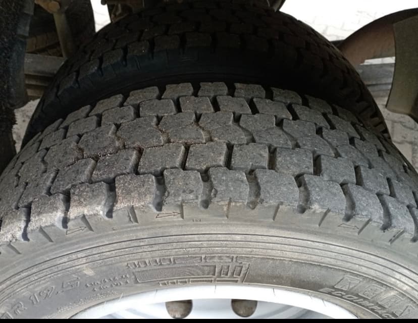 Avia D120 - montážní plošina