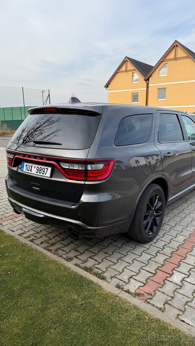DODGE DURANGO 5.7 R/T   / 6 míst / 118.000km AKCE Sleva