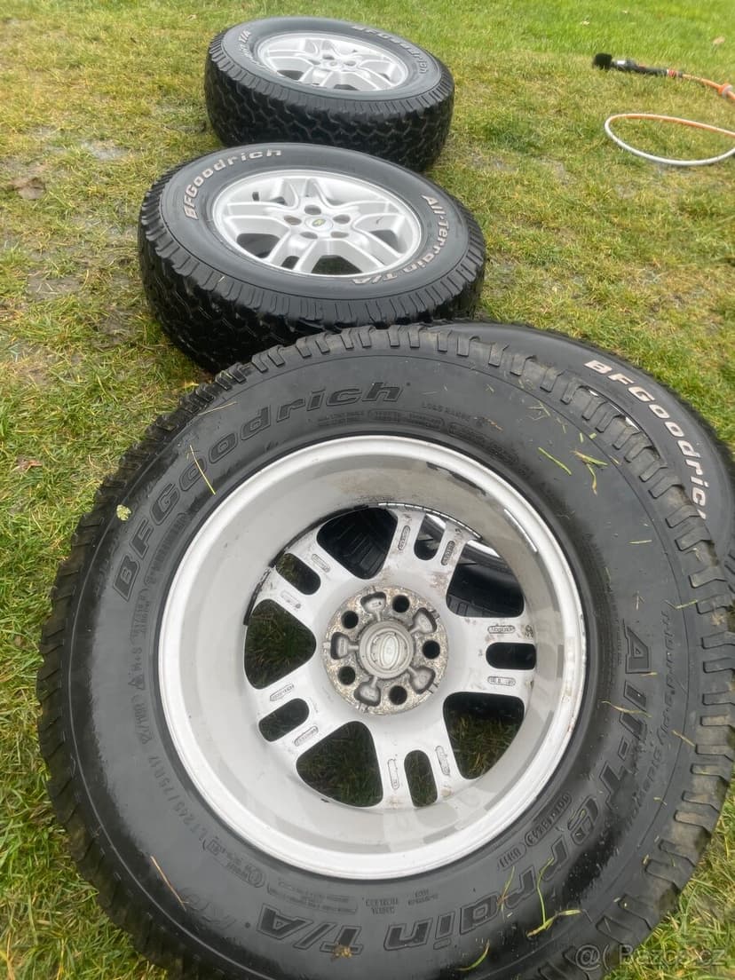 Disky 17" Land Rover D3 (RRS) + A/T Pneu 245/75 r17