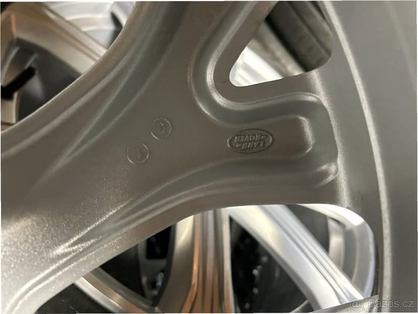 Alu kola + Pneu Range Rover Sport / Discovery 5