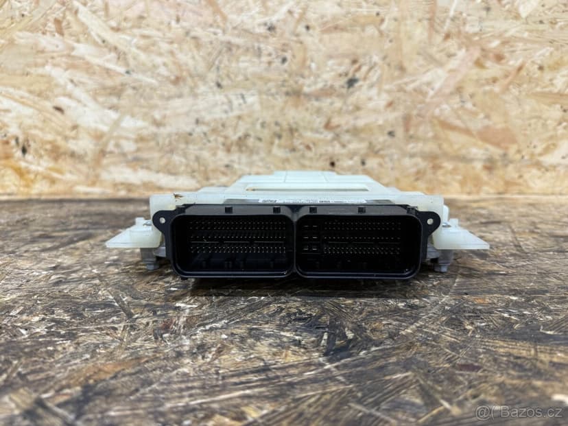 ŘÍDICÍ JEDNOTKA MOTORU LAND ROVER DISCOVERY HX73-12C520-FFB