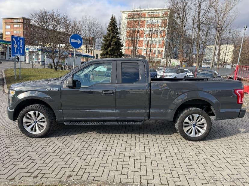 Ford F150 5.0 V8--4x4--2017--korba 2m--