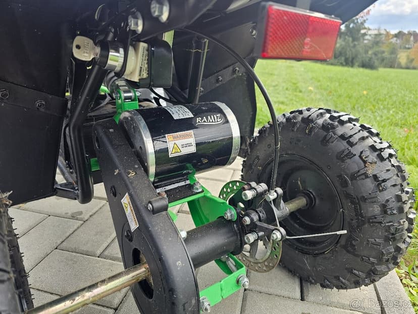 Dětská čtyřkolka