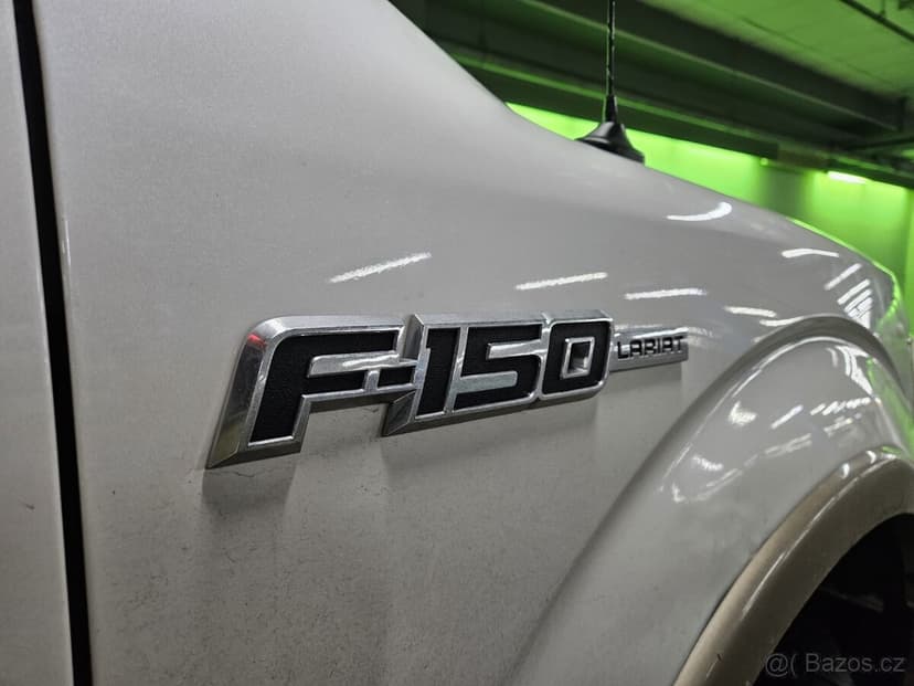 Ford F-150 Lariat