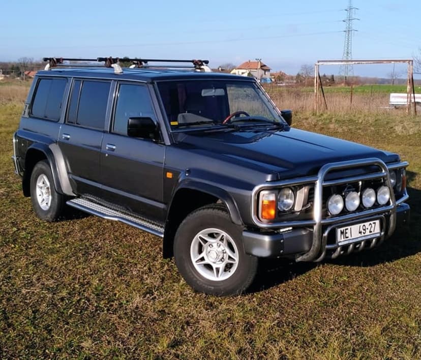 Kola z Nissan Patrol