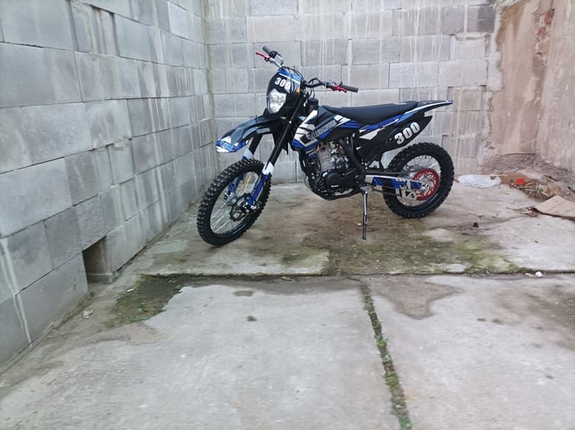 Leramotors Killer PRO modrá