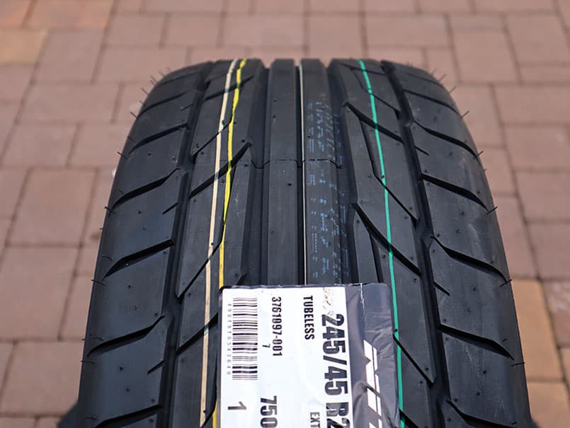 4x 245/45R20 NITTO – LETNÍ – NOVÉ – CAMARO CHALLENGER VOLVO