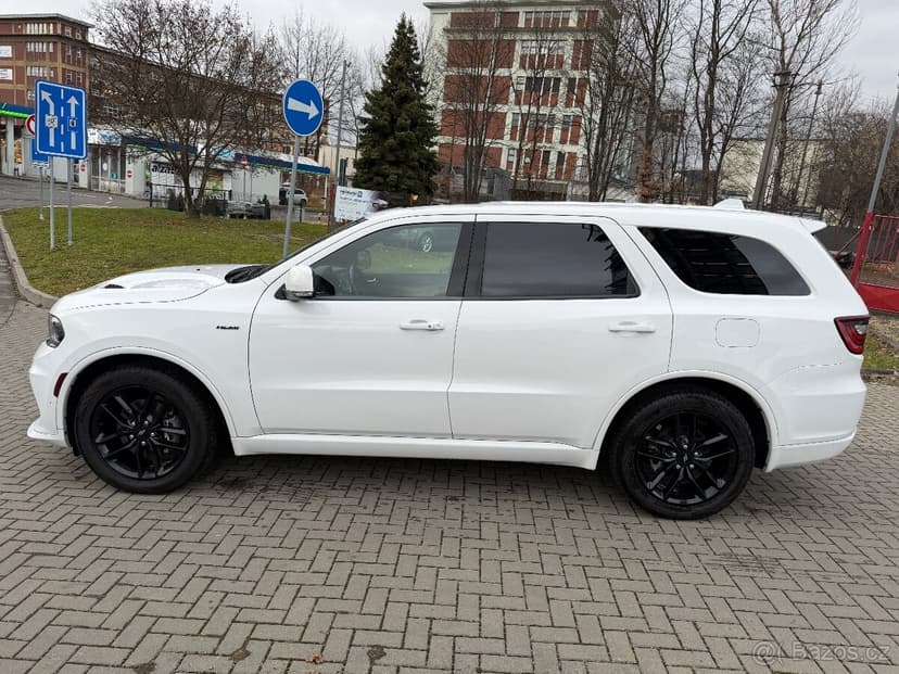 Dodge Durango R/T 5.7 V8 HEMI—2021–4x4—69.000km—červená kůže