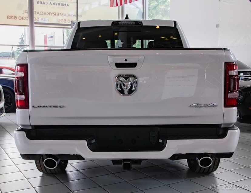 RAM 1500 Crew Cab Limited