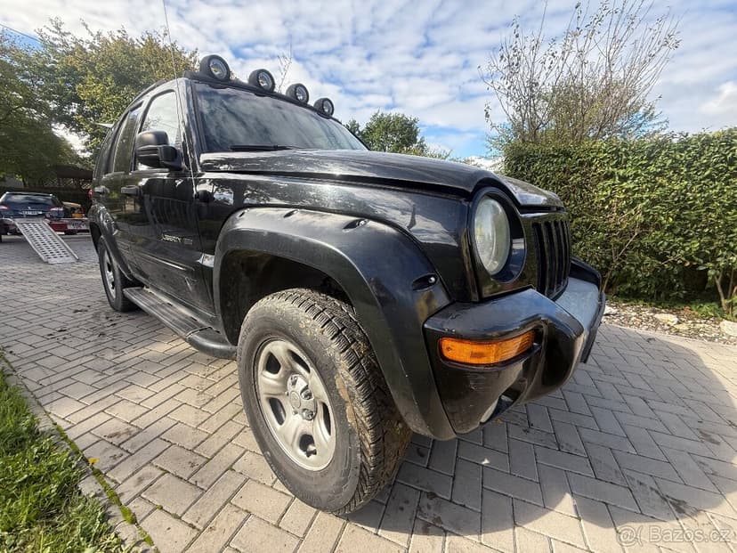 Jeep Liberty 3,8 v6 bez motoru