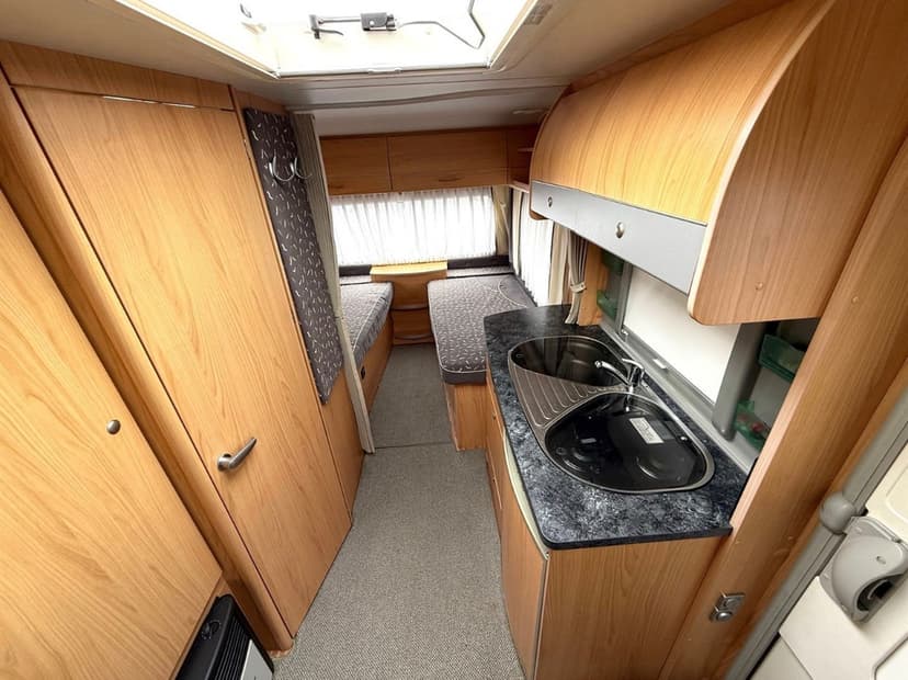 Karavan Bürstner Belcanto 460 TL, MOVER, PŘEDSTAN, NOSIČ KOL