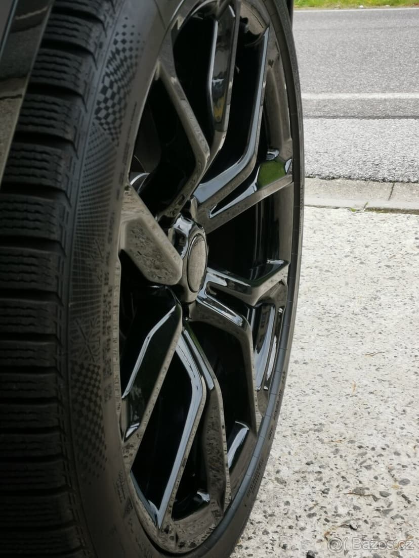 RANGE ROVER SPORT L494 SVR 10Jx22"