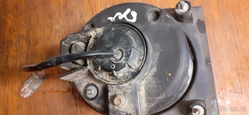 Nissan Patrol,levá mlhovka