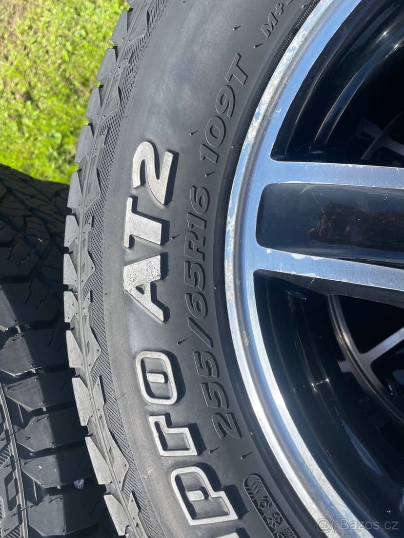 Alu kola R16 pneu 255/65 R16
