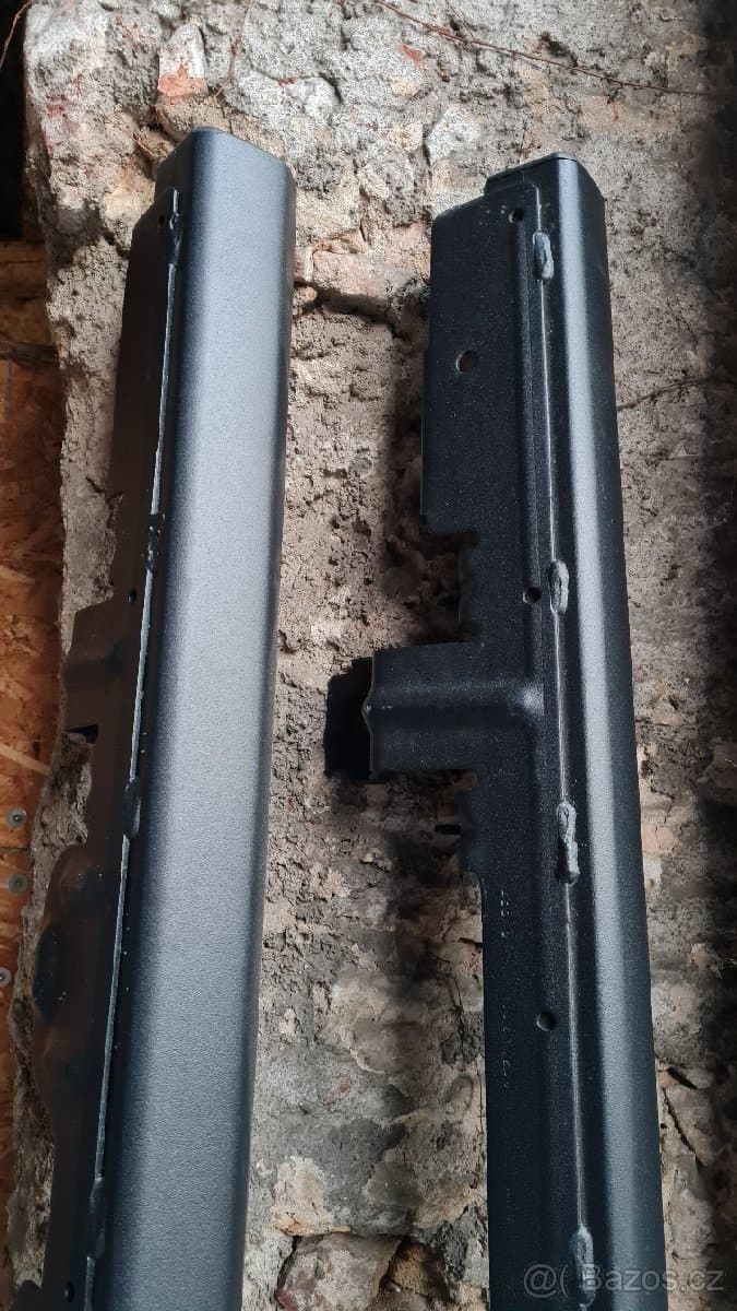 Jeep Wrangler JL a JK a Gladiator JT - díly