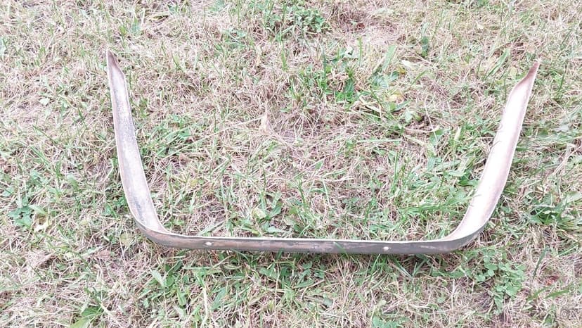 Nissan Patrol Španěl – LEM BLATNÍKU LZ 3DV