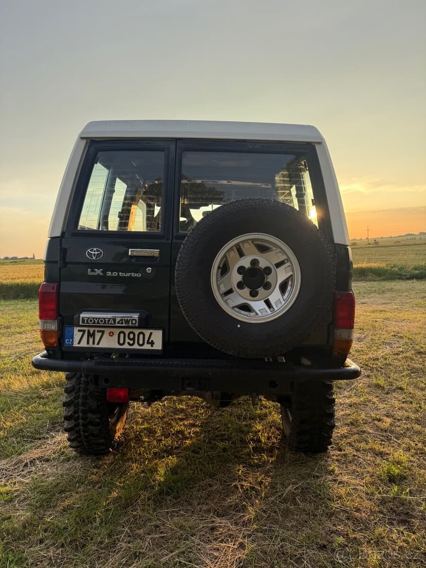 Toyota Land Cruiser KZJ 73