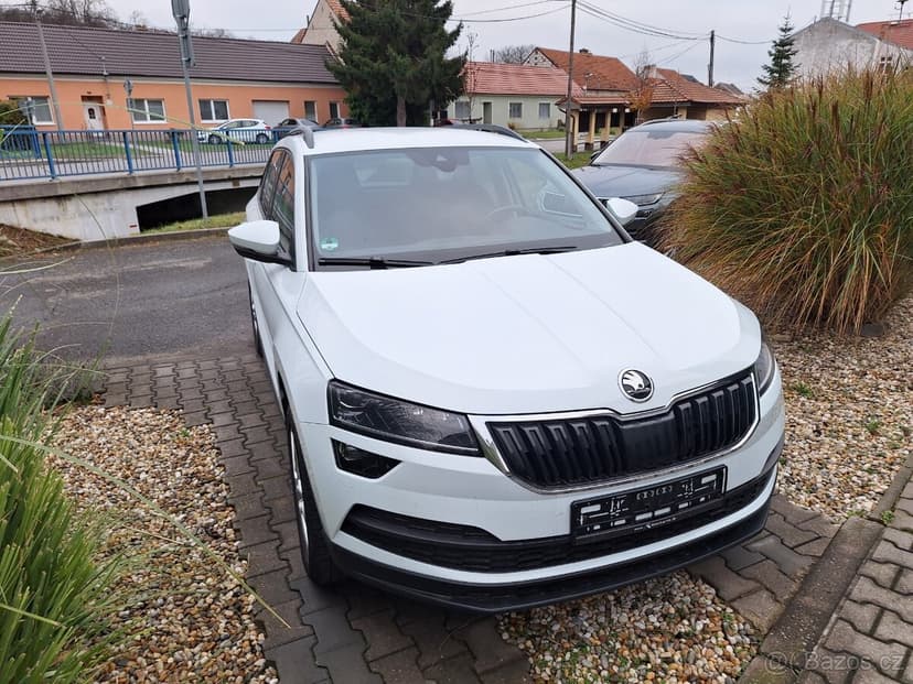 Karoq 2.0tdi 110kw STYLE 4x4 2018,Servisovaný,NEHAVAROVANÝ