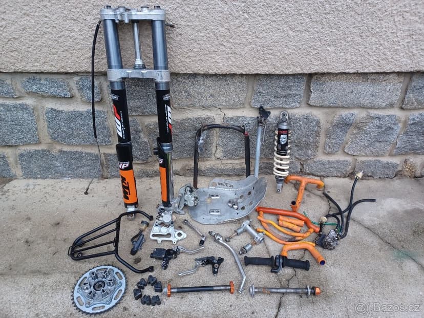 KTM LC4 640 - 620 NOSIČE BOČNÍ  ...