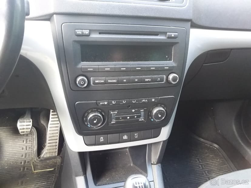 YETI 2.0TDI 103KW,,DIGI KLIMA,,4x4,,VYHŘEV,STK,ČR-KOUPENÉ