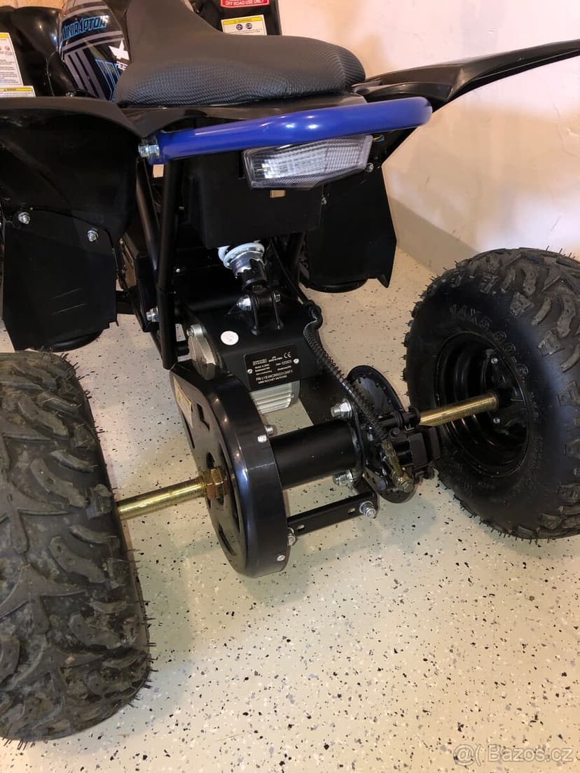 Dětská čtyřkolka elektrická