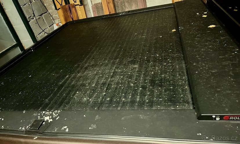 Amarok hardtop roleta výměna