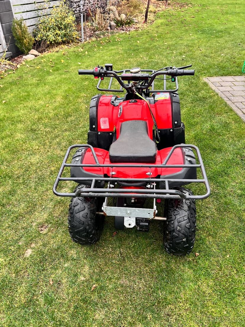 2x elektro čtyřkolka